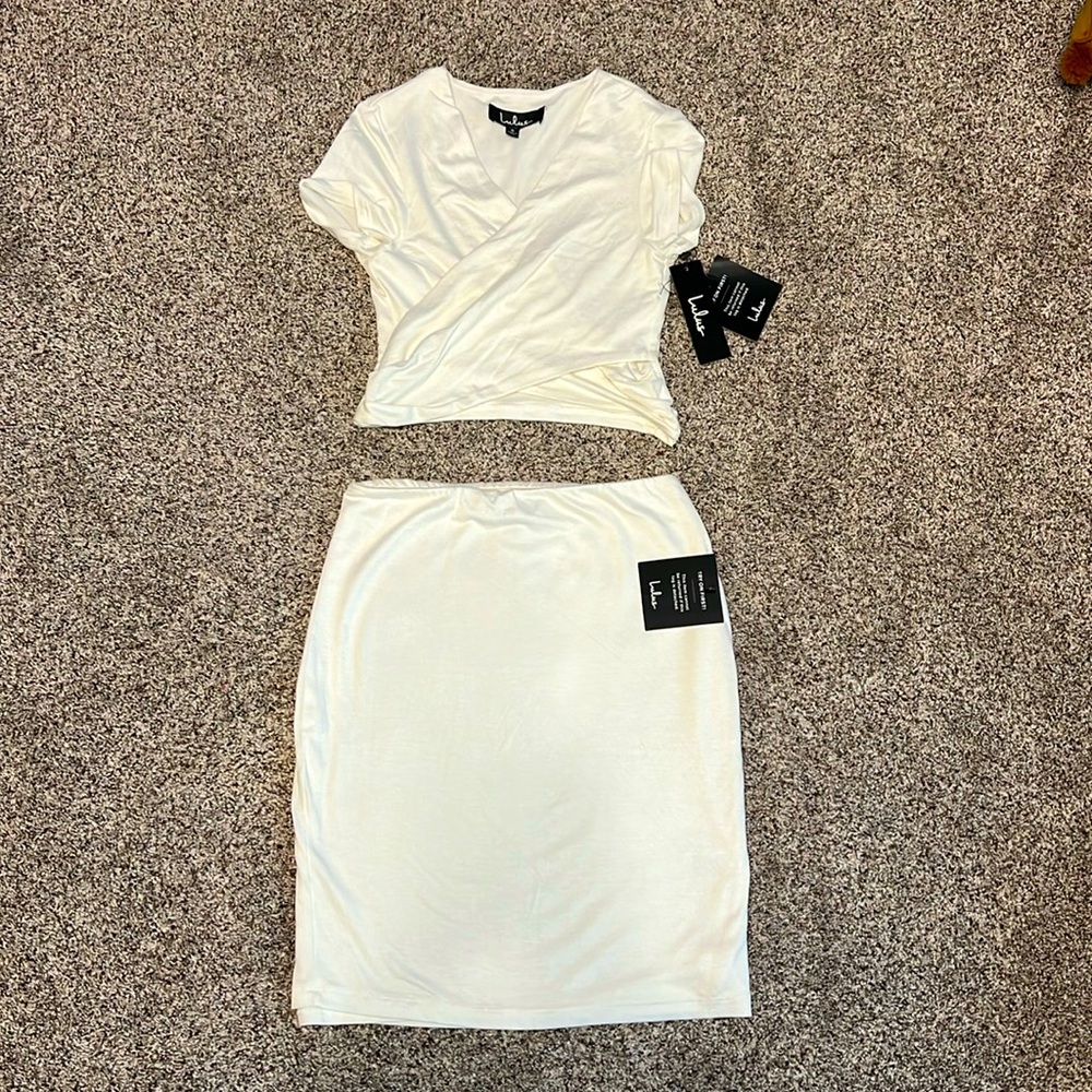 NWT White two peice Lulus set